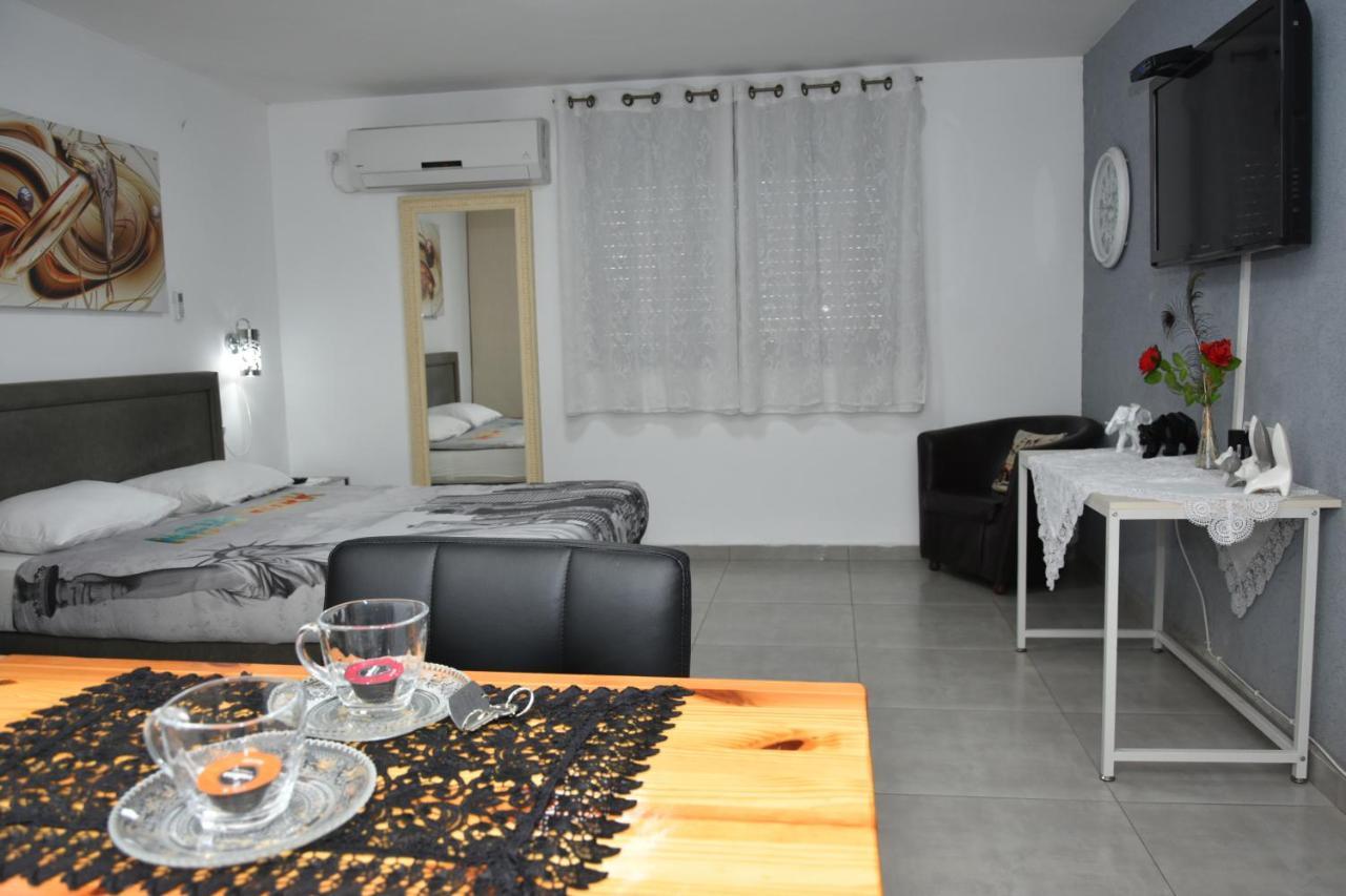 Sweet Dreams Apartment Tiberias Eksteriør billede
